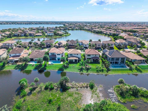 Tiny photo for 11425 WATERCREST Circle E, Parkland, FL 33076 (MLS # B26078990)
