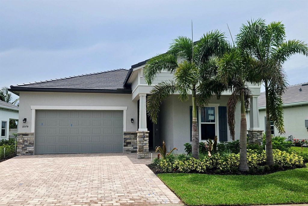 Photo of 10574 Northbrook Circle #Prestige 049, Palm Beach Gardens, FL 33412 (MLS # R11095996)