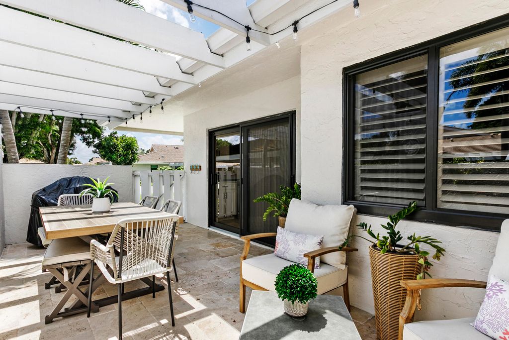 Photo of 3616 Freshwater Drive, Jupiter, FL 33477 (MLS # B26014392)