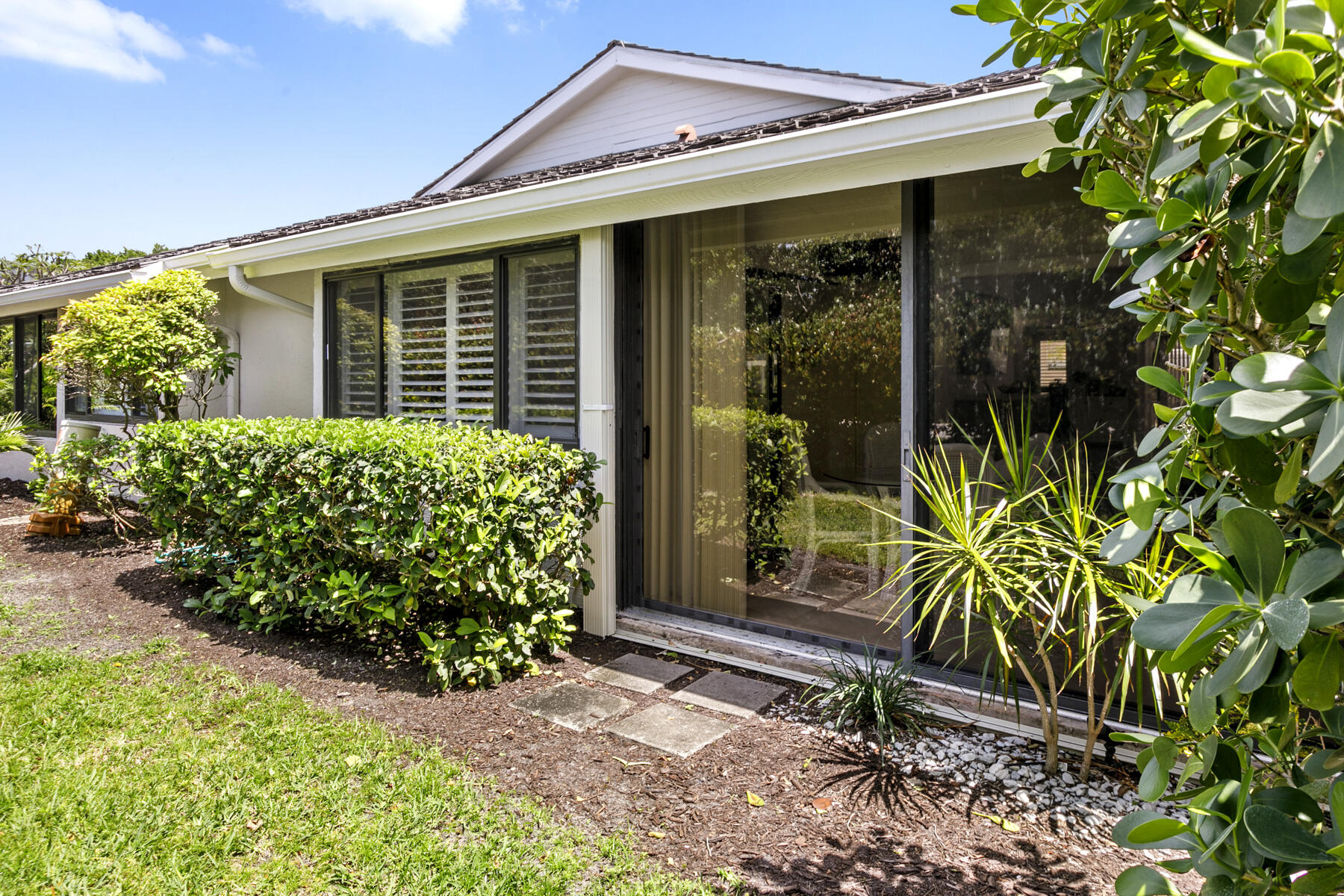 WINDWARD AT JONATHANS LANDING - Residential