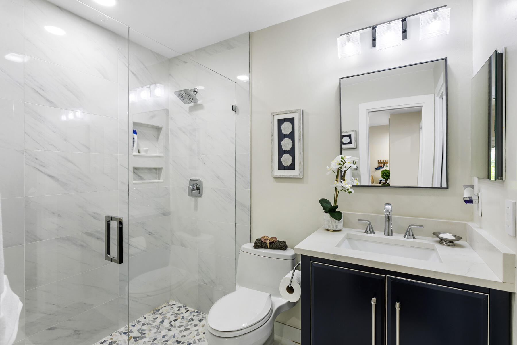 WINDWARD AT JONATHANS LANDING - Residential