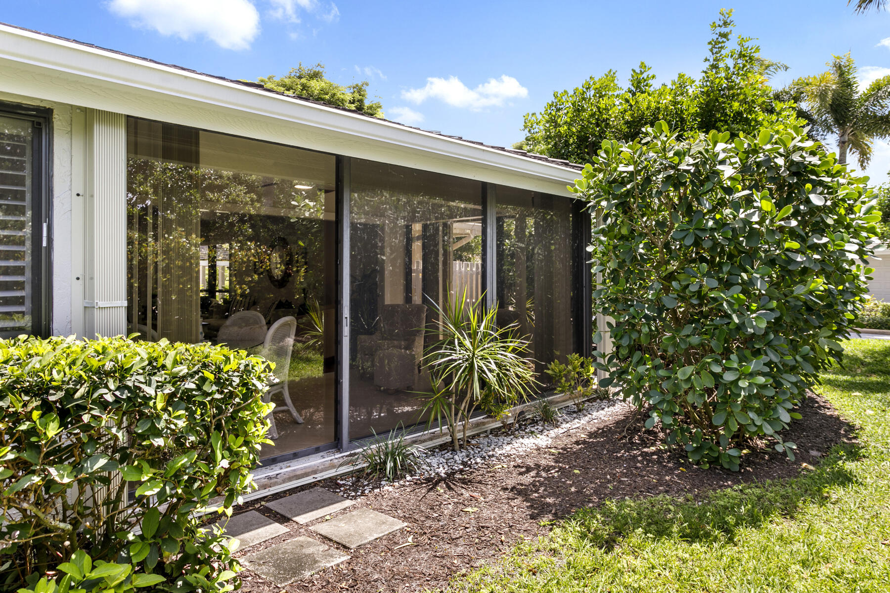 WINDWARD AT JONATHANS LANDING - Residential