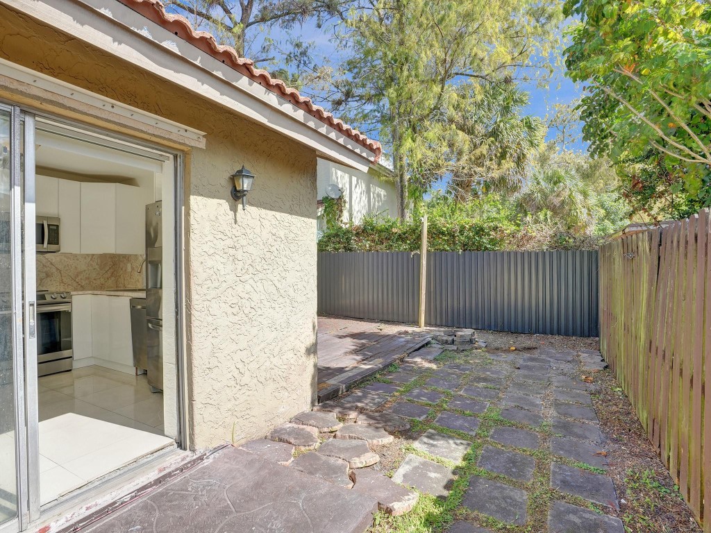 Ramblewood South 78-19 B - Residential Lease