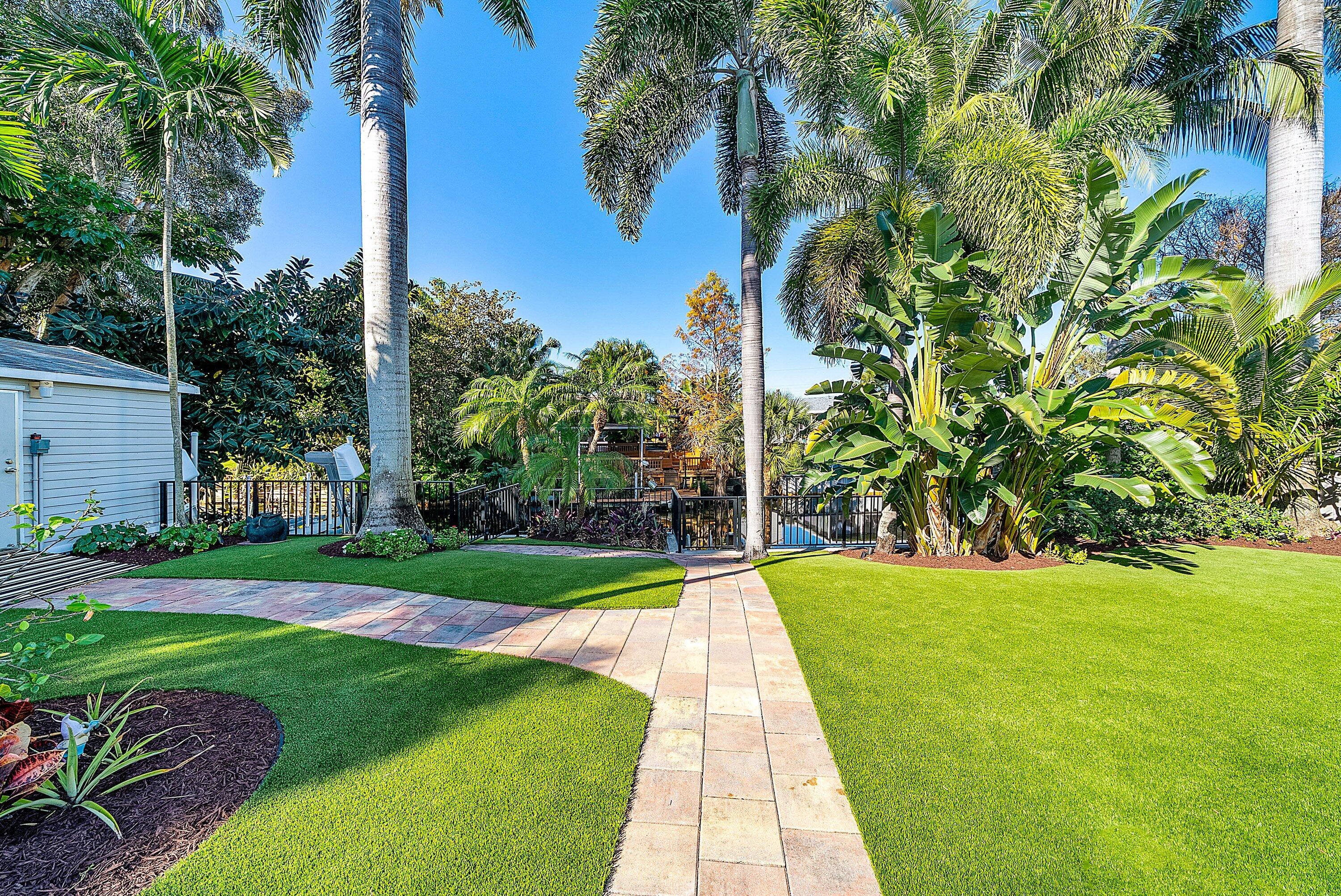 ISLAND ESTATES - Residential