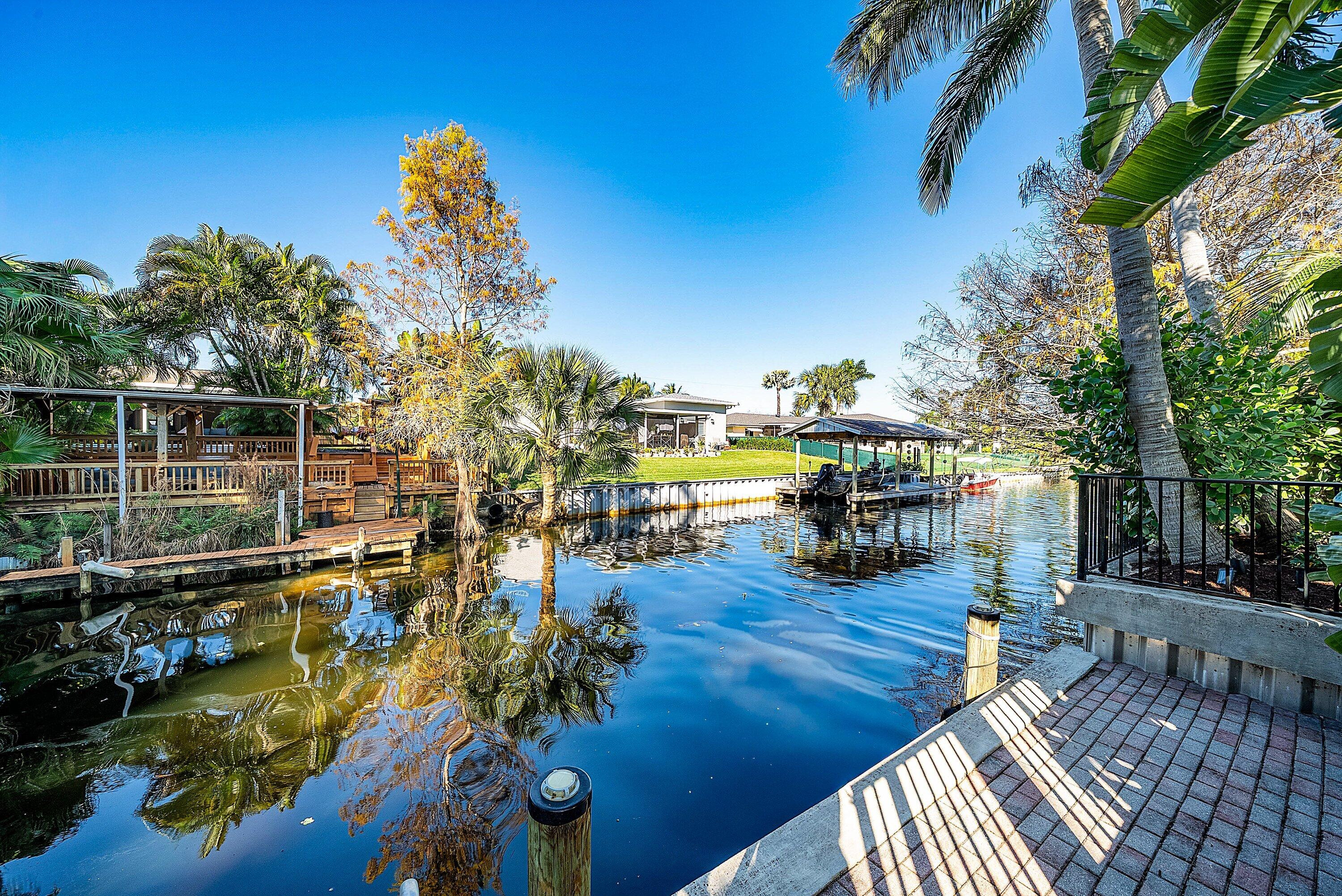 ISLAND ESTATES - Residential