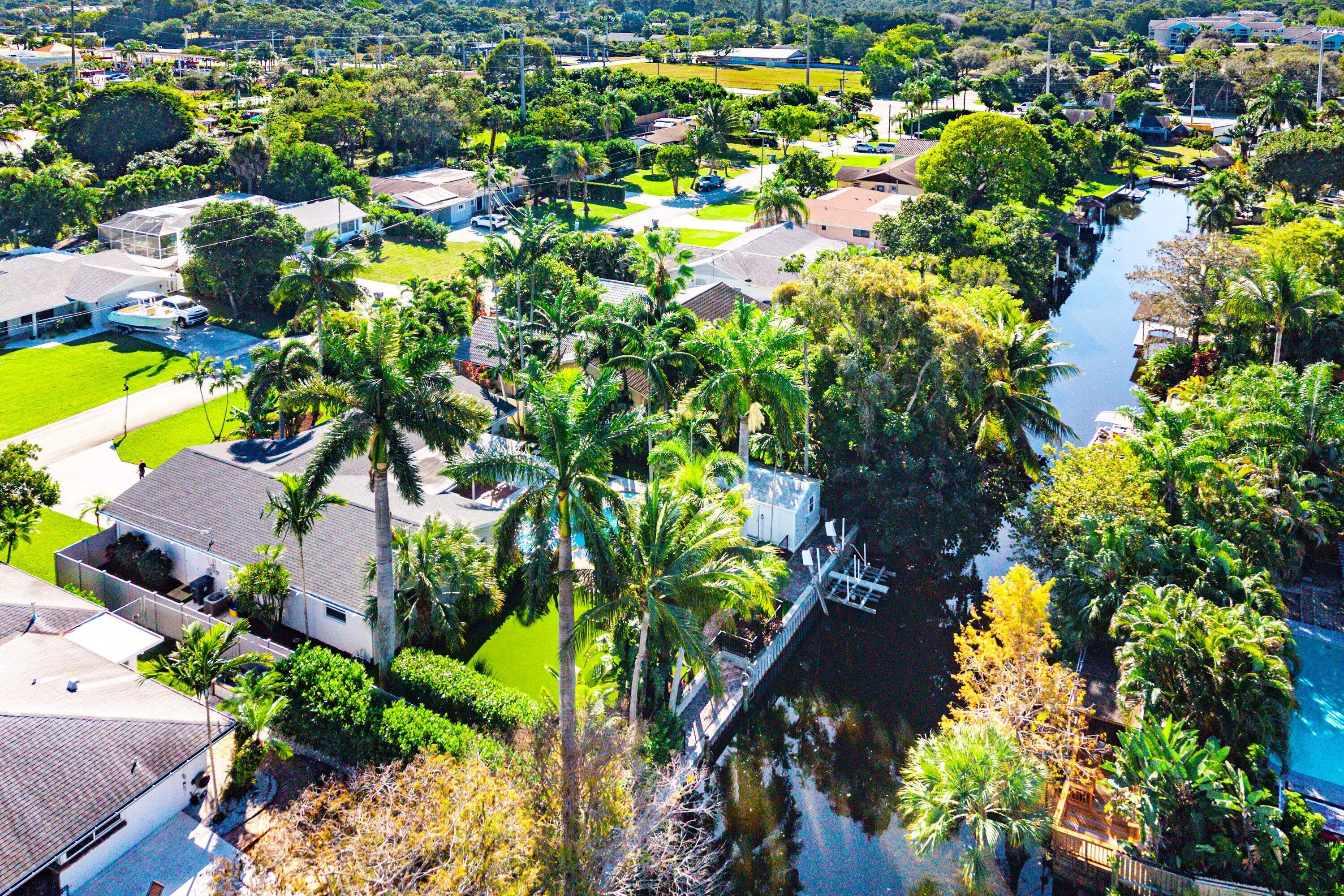 ISLAND ESTATES - Residential