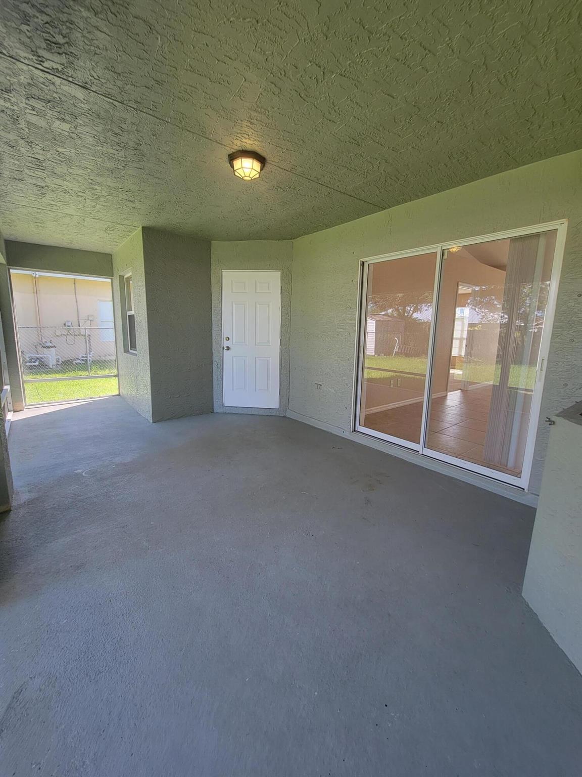 PORT ST LUCIE SECTION 7 - Residential Lease