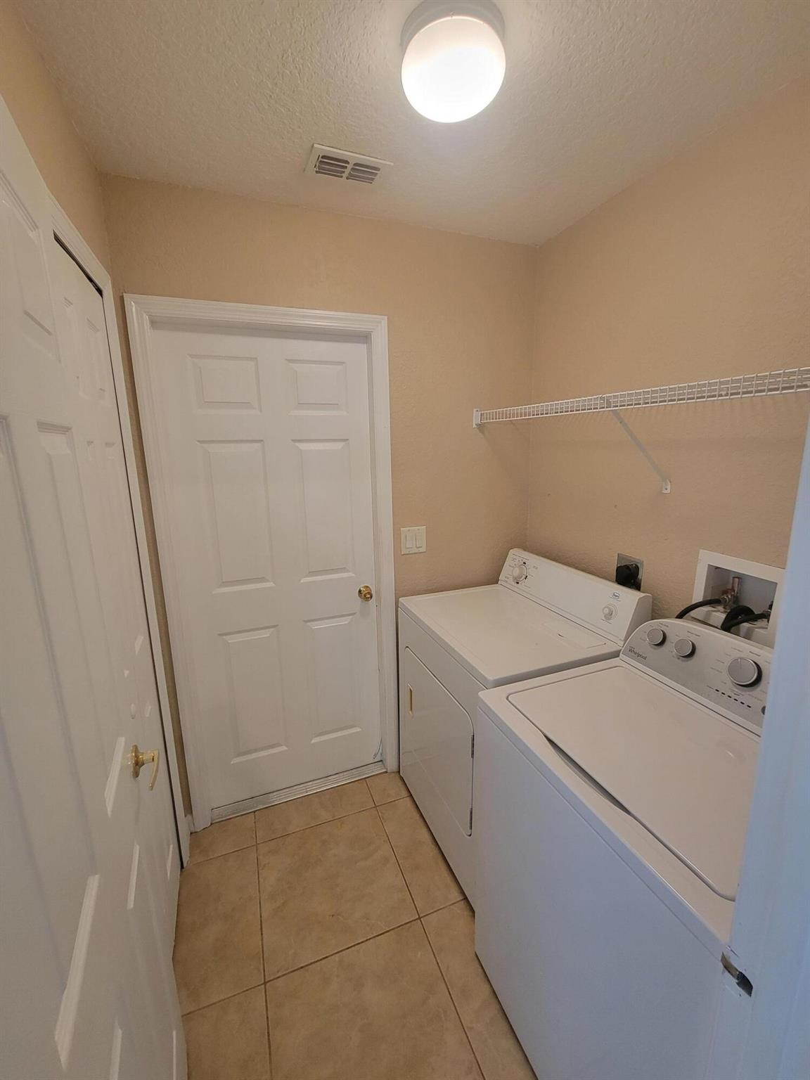 PORT ST LUCIE SECTION 7 - Residential Lease
