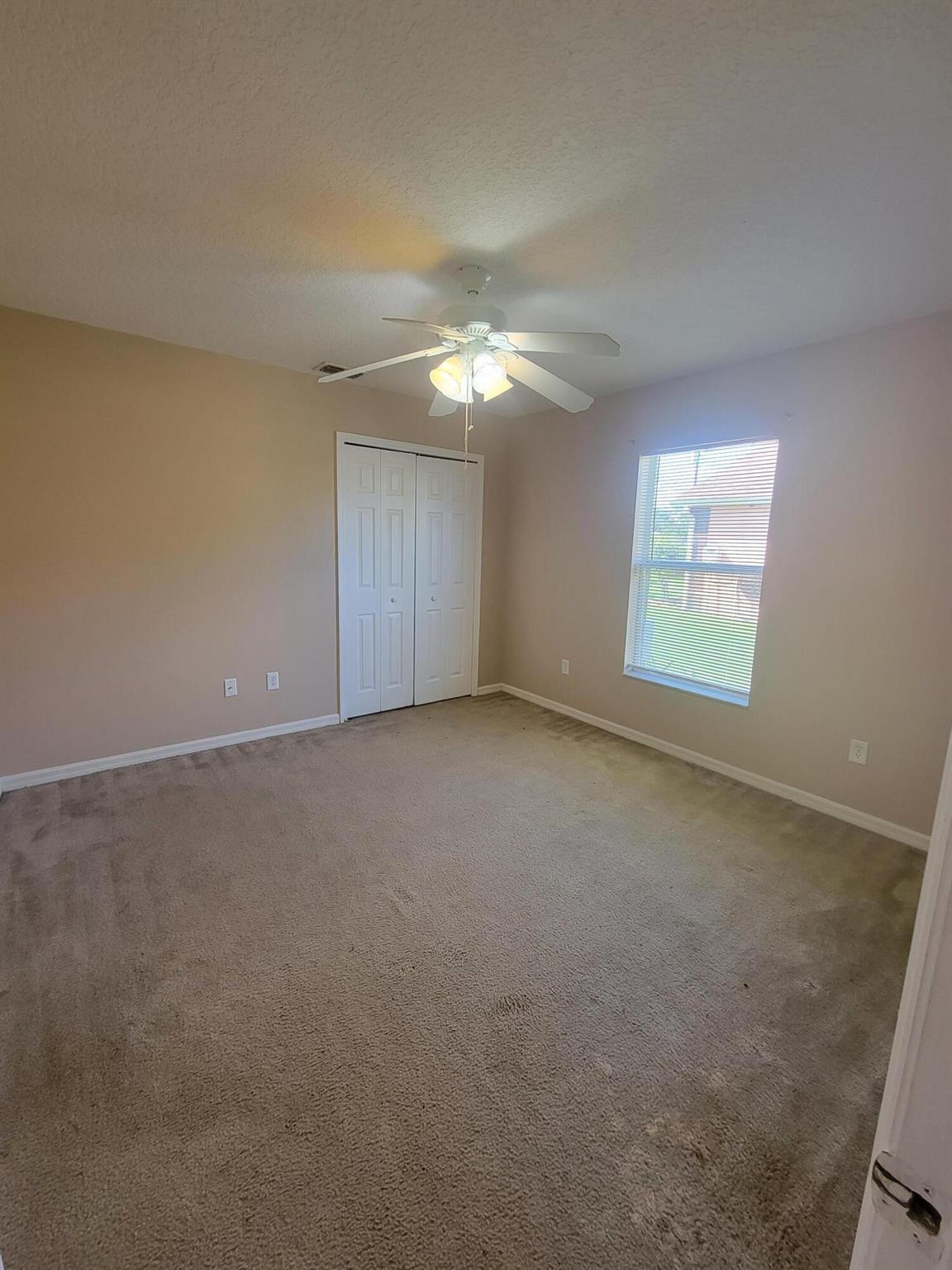 PORT ST LUCIE SECTION 7 - Residential Lease