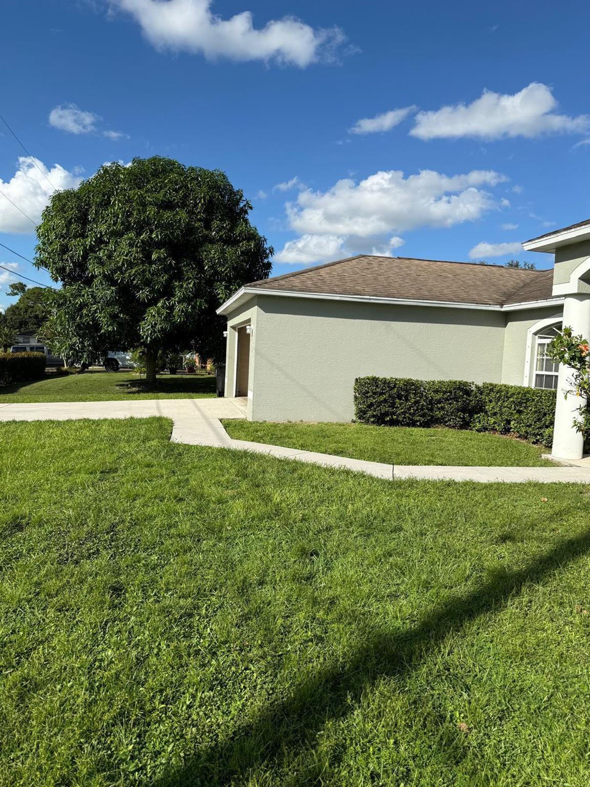 PORT ST LUCIE SECTION 7 - Residential Lease