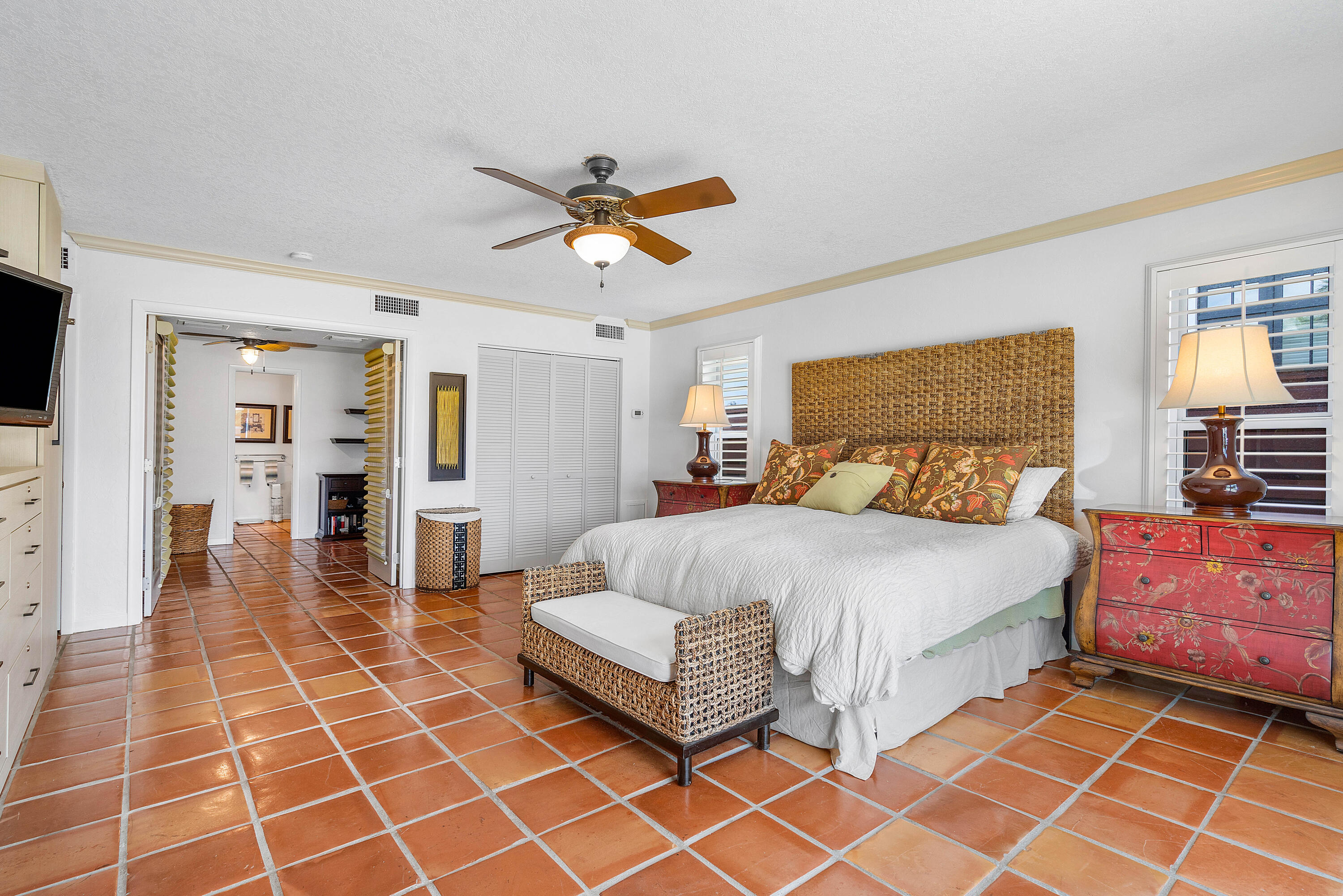 CORAL KEY VILLAS 5TH SEC - Residential Lease