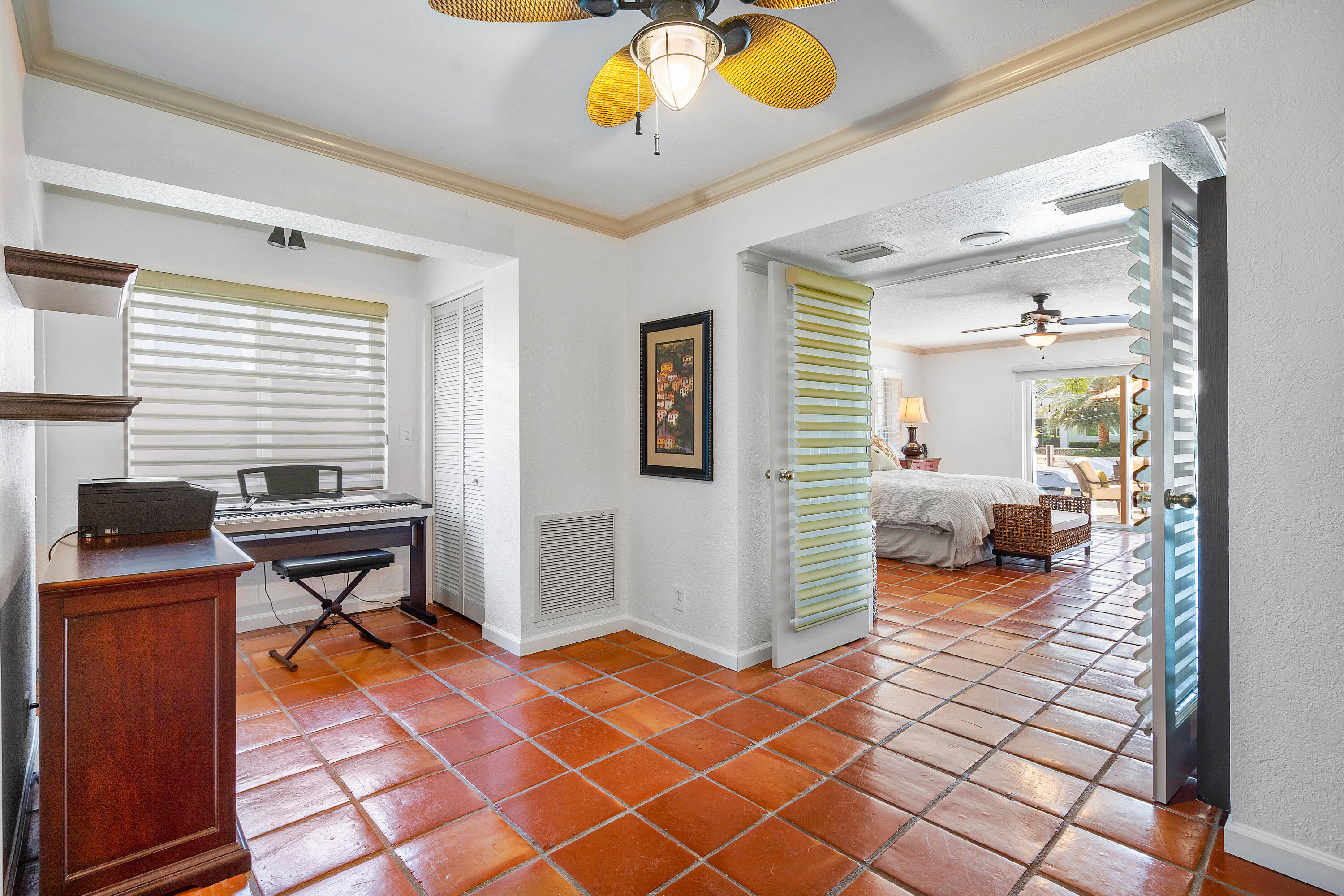 CORAL KEY VILLAS 5TH SEC - Residential Lease