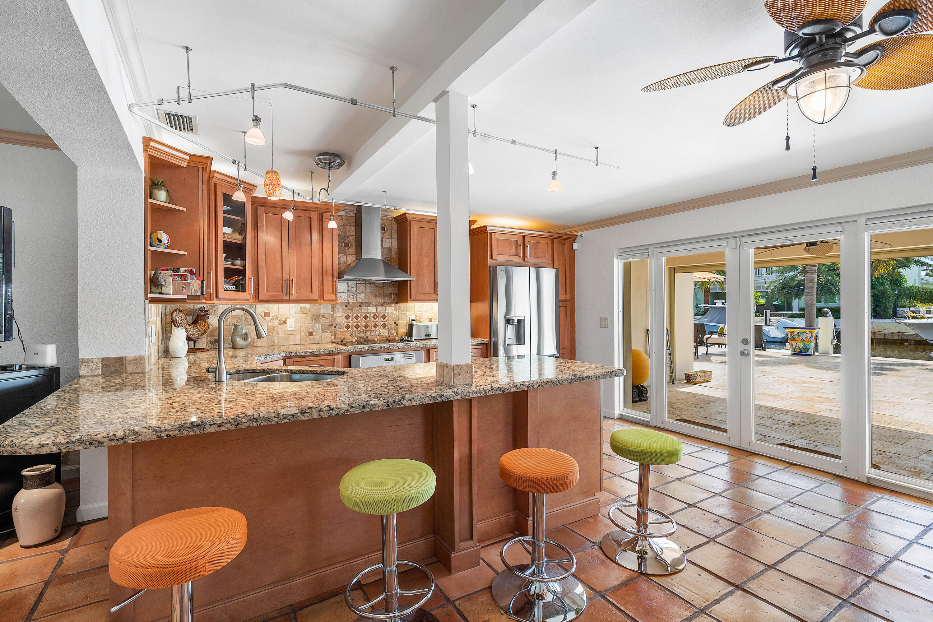 CORAL KEY VILLAS 5TH SEC - Residential Lease