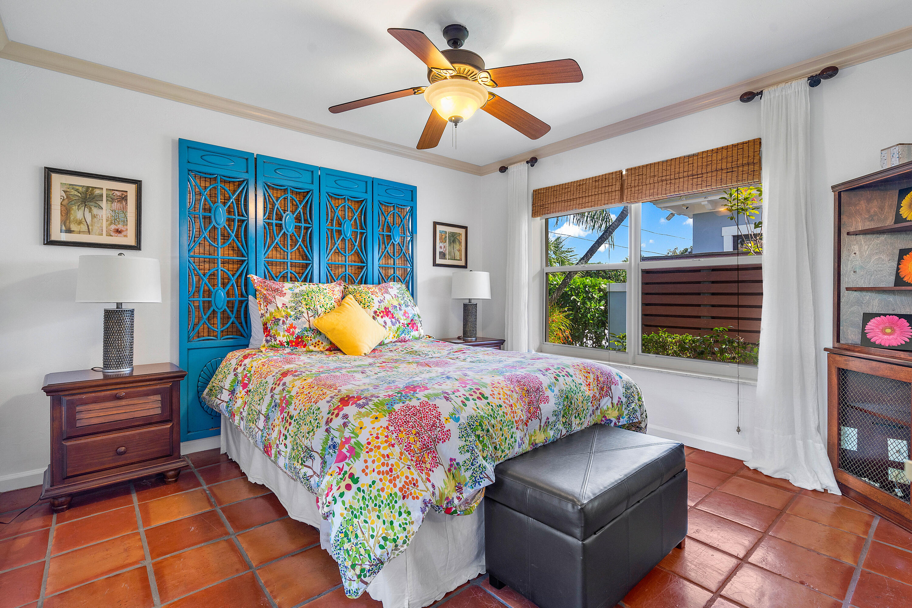 CORAL KEY VILLAS 5TH SEC - Residential Lease