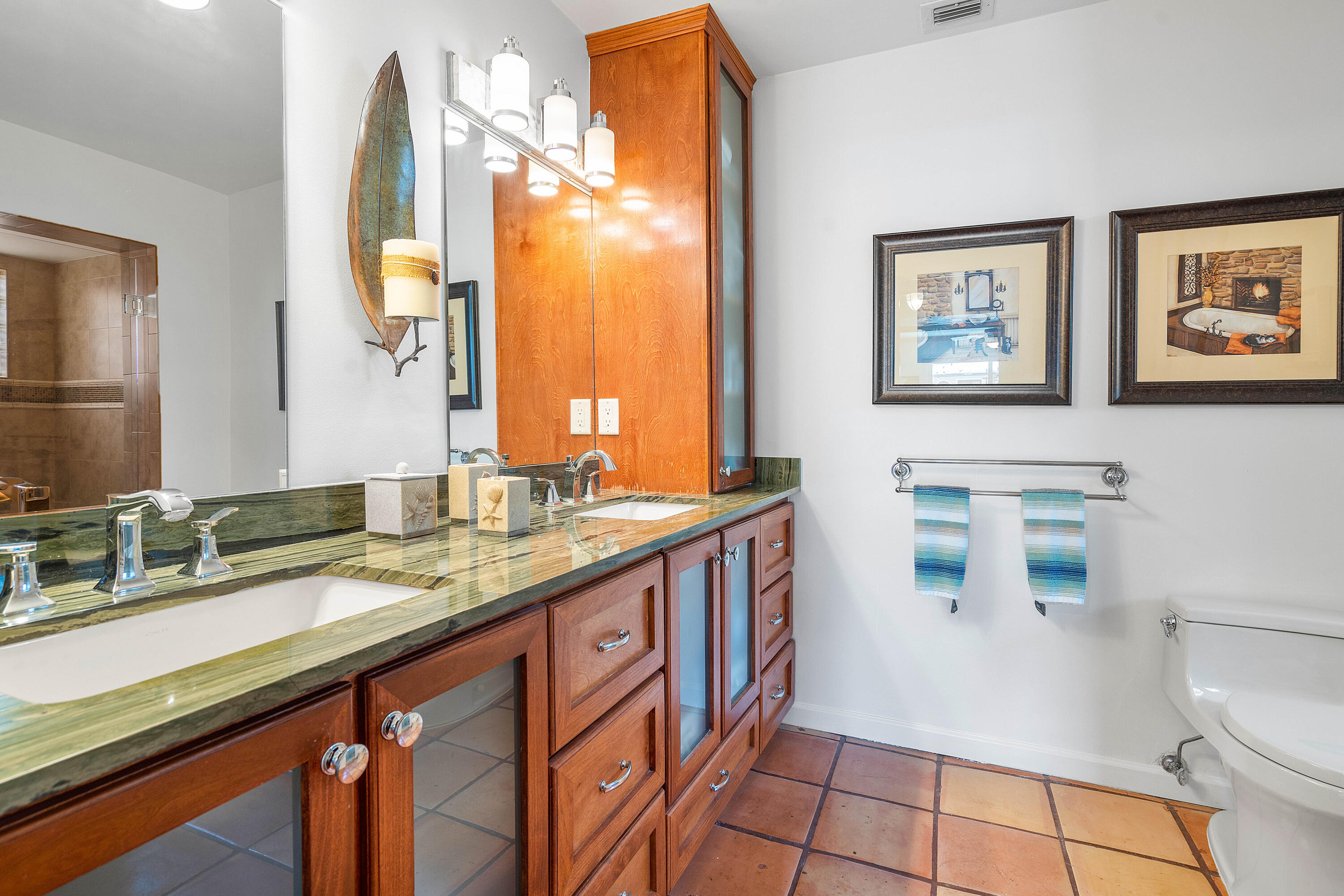 CORAL KEY VILLAS 5TH SEC - Residential Lease