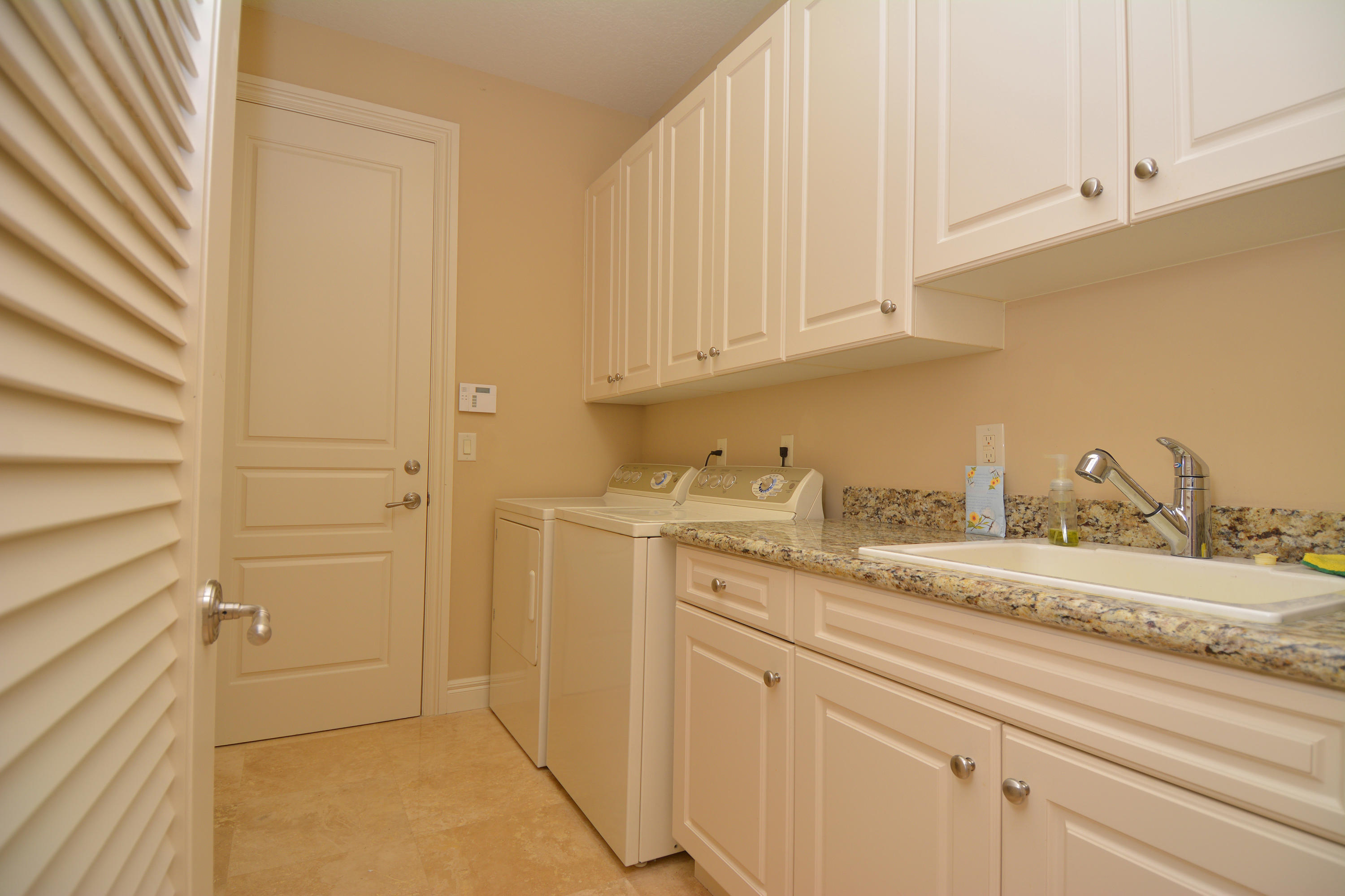TESORO PLAT NO 2 - Residential
