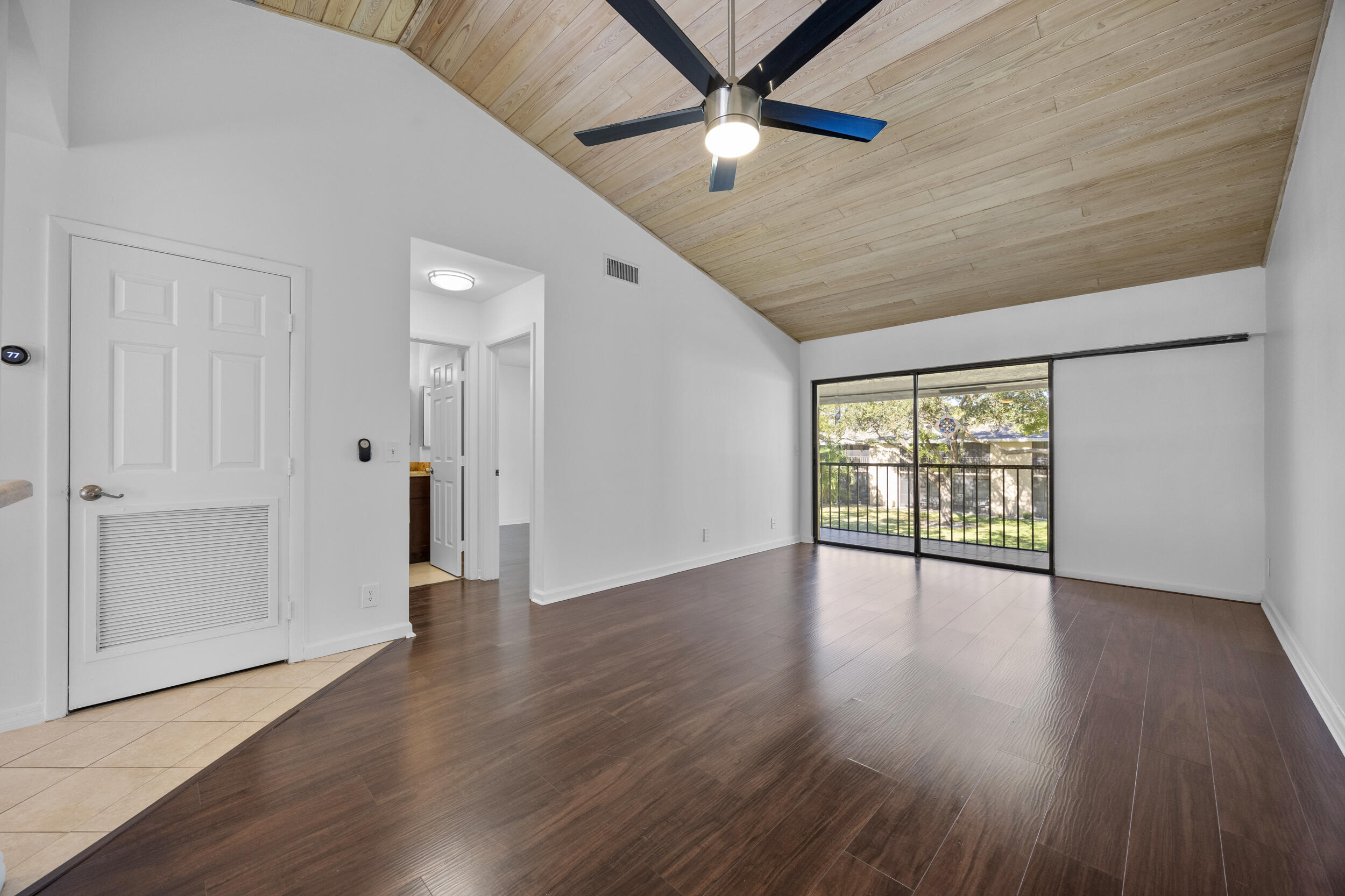 SANCTUARY PINES IN BOCA RATON CONDO - Residential