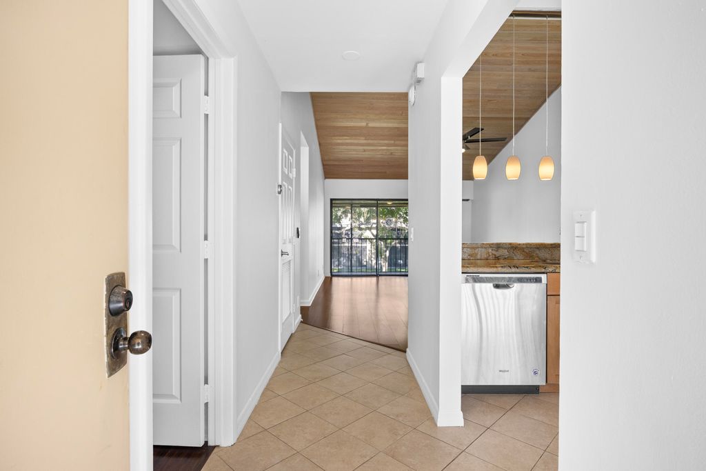 Photo of 3939 NE 5th Avenue #B206, Boca Raton, FL 33431 (MLS # R11141499)