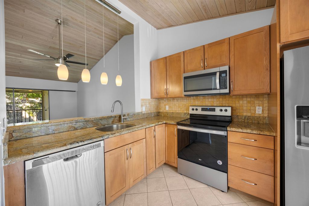 Photo of 3939 NE 5th Avenue #B206, Boca Raton, FL 33431 (MLS # R11141499)