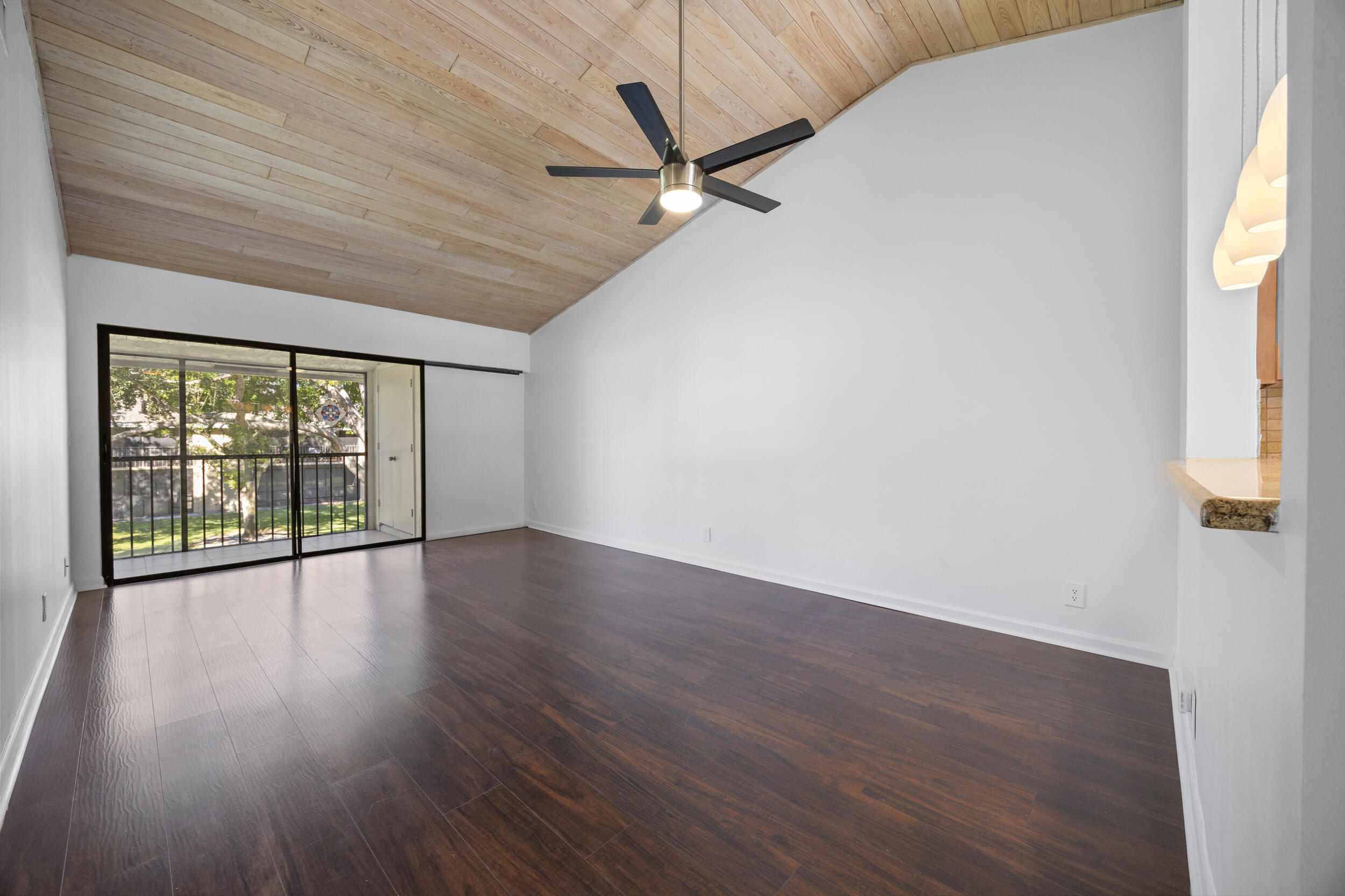 SANCTUARY PINES IN BOCA RATON CONDO - Residential