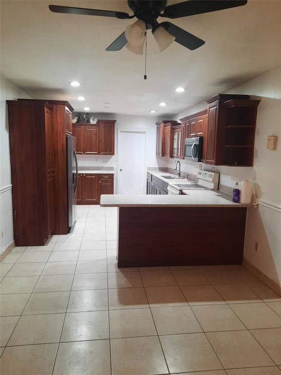 Lauderdale Lakes East Gat - Residential Lease