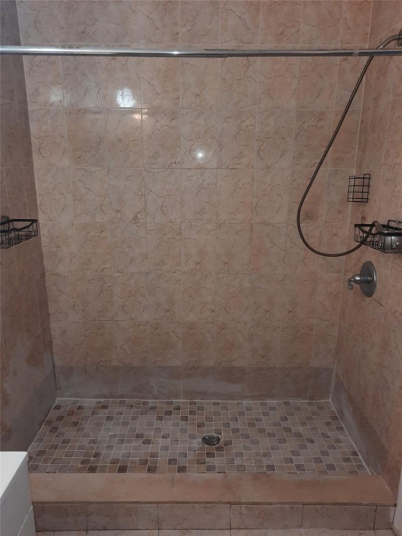 Lauderdale Lakes East Gat - Residential Lease