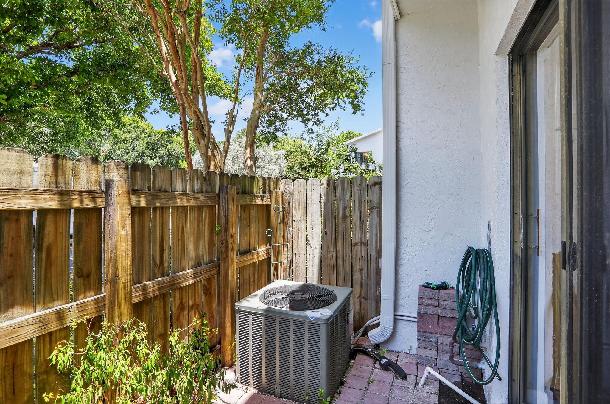 Townhomes Of Lighthouse P - Residential Lease