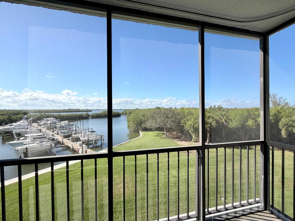 5155 N Highway A1a 314