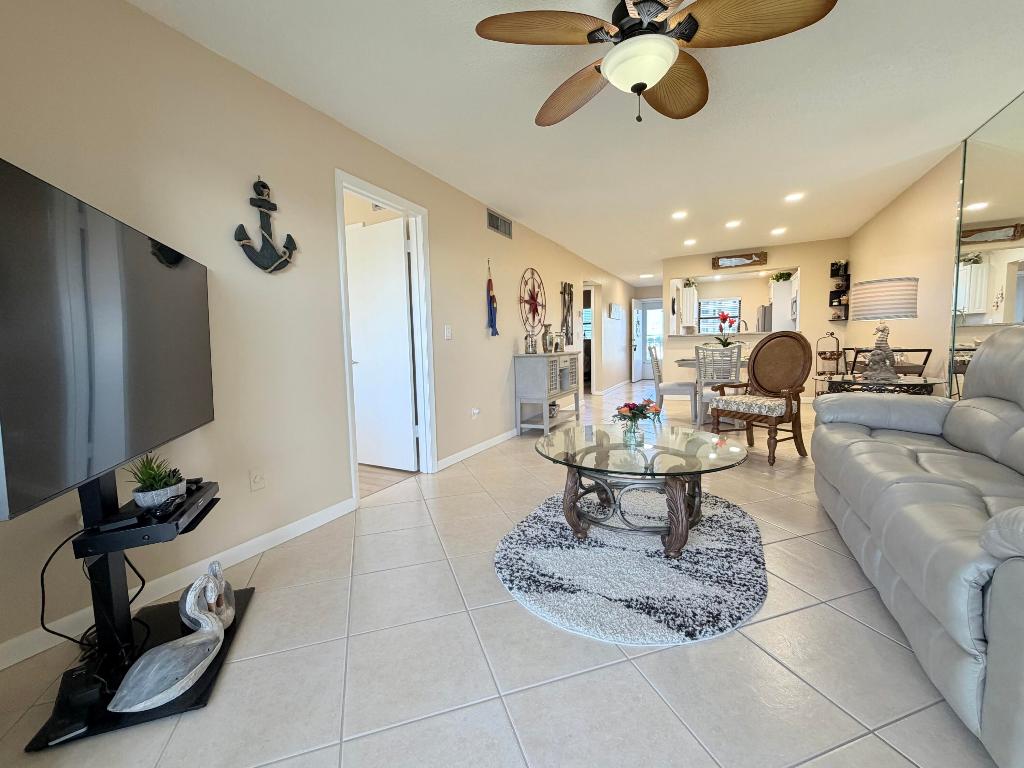 OCEAN HARBOUR CONDOMINIUM C - Residential