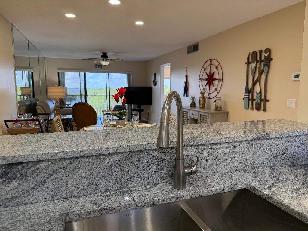 OCEAN HARBOUR CONDOMINIUM C - Residential