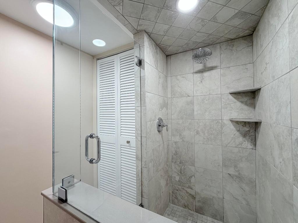 OCEAN HARBOUR CONDOMINIUM C - Residential