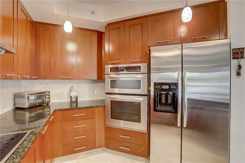 FOUNTAINS ON OCEAN BOULEVARD - Residential