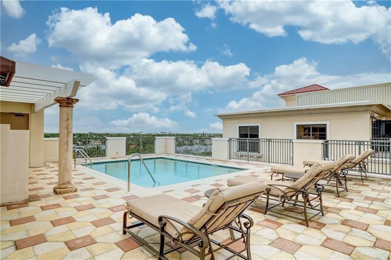 FOUNTAINS ON OCEAN BOULEVARD - Residential
