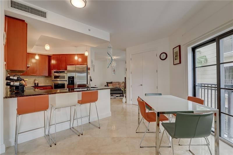 FOUNTAINS ON OCEAN BOULEVARD - Residential