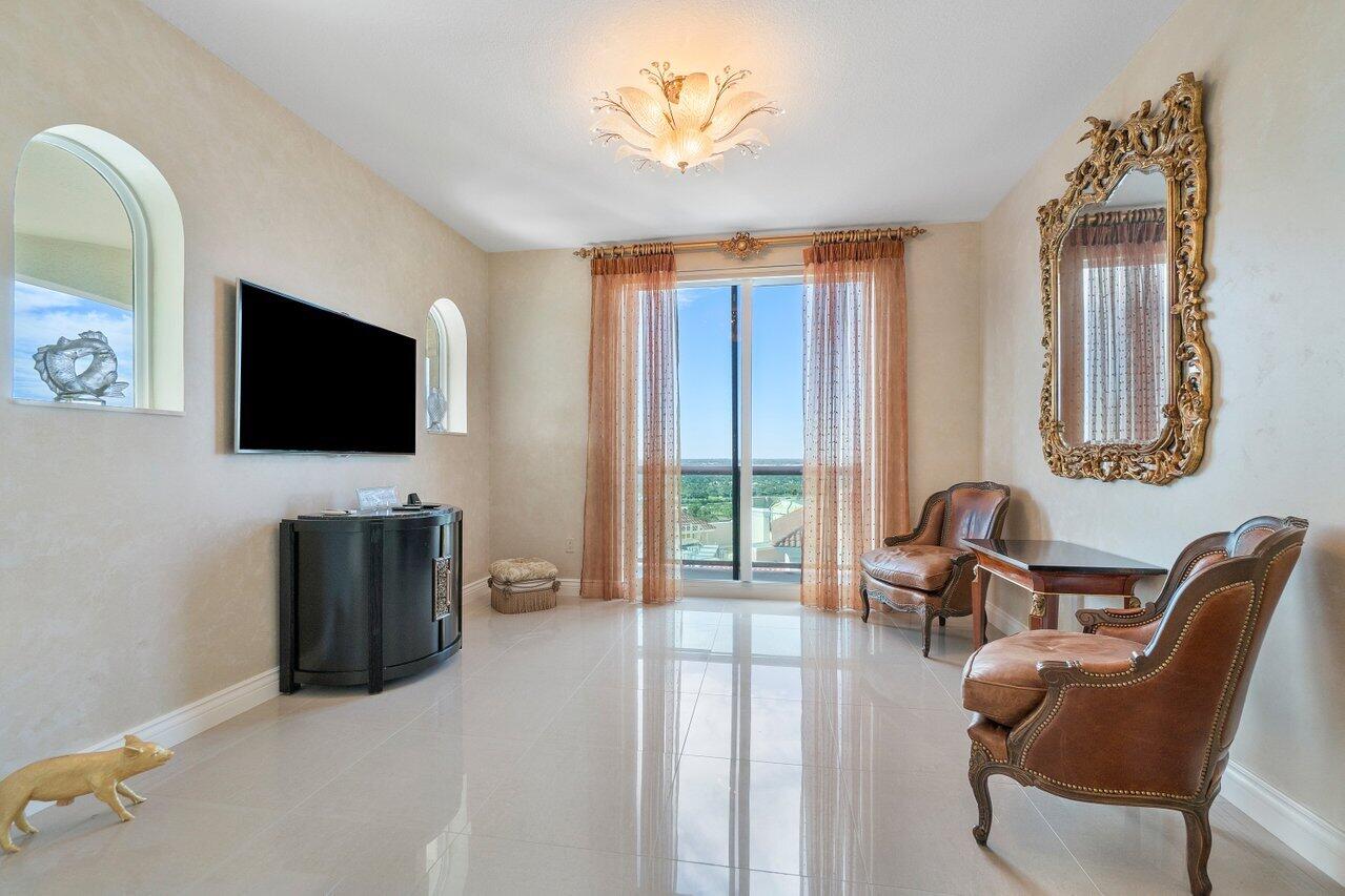 LANDMARK AT THE GARDENS C - Residential