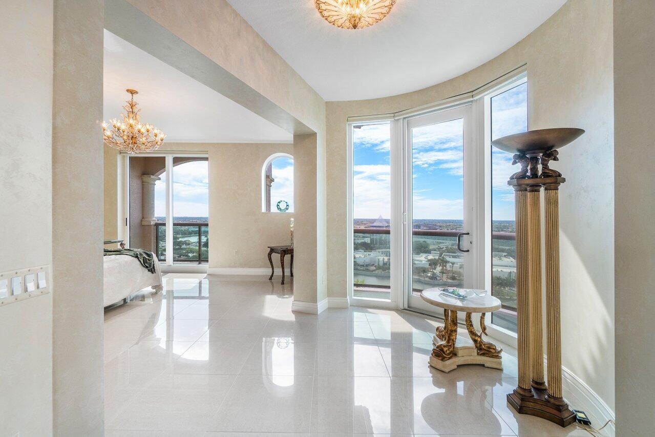 LANDMARK AT THE GARDENS C - Residential