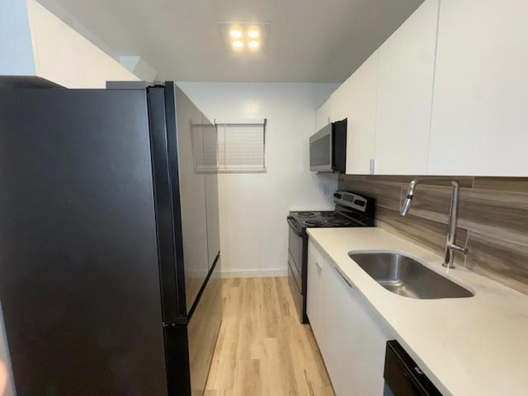 Hollywood Ridge Farms - Residential Lease