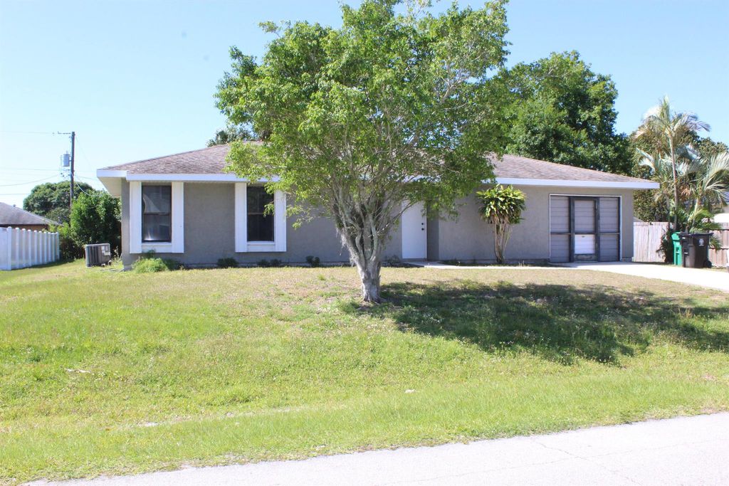 Photo of 2218 SE Master Avenue, Port Saint Lucie, FL 34952 (MLS # R10978773)