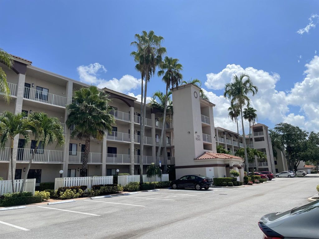 Photo of 6241 Pointe Regal Circle #406, Delray Beach, FL 33484 (MLS # R10901367)
