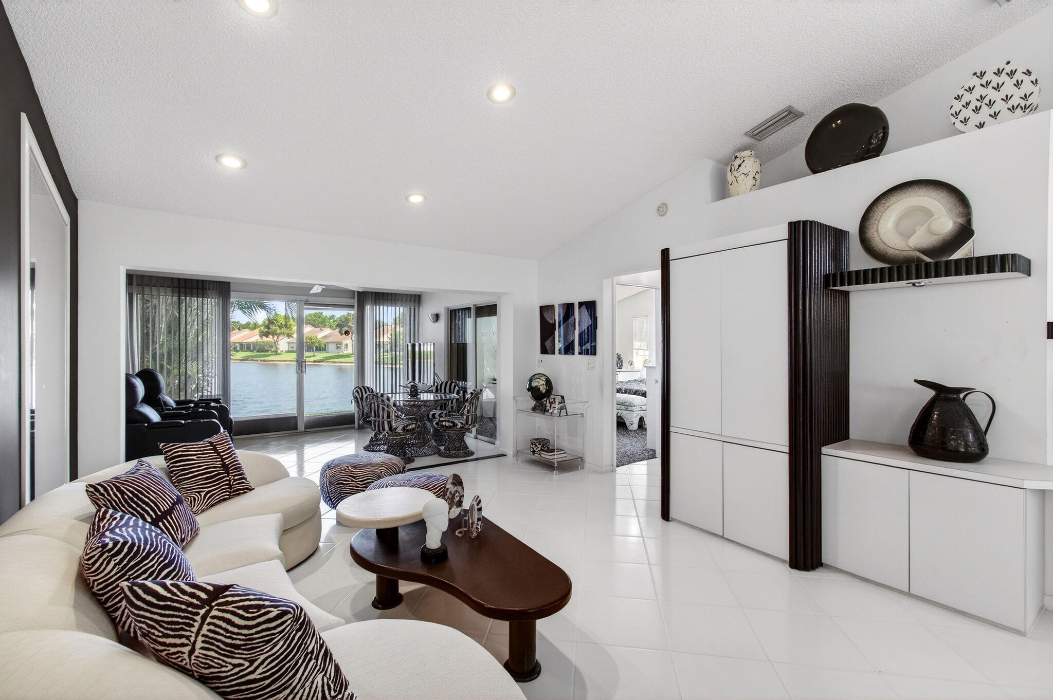 EMERALD POINTE 2 - Residential