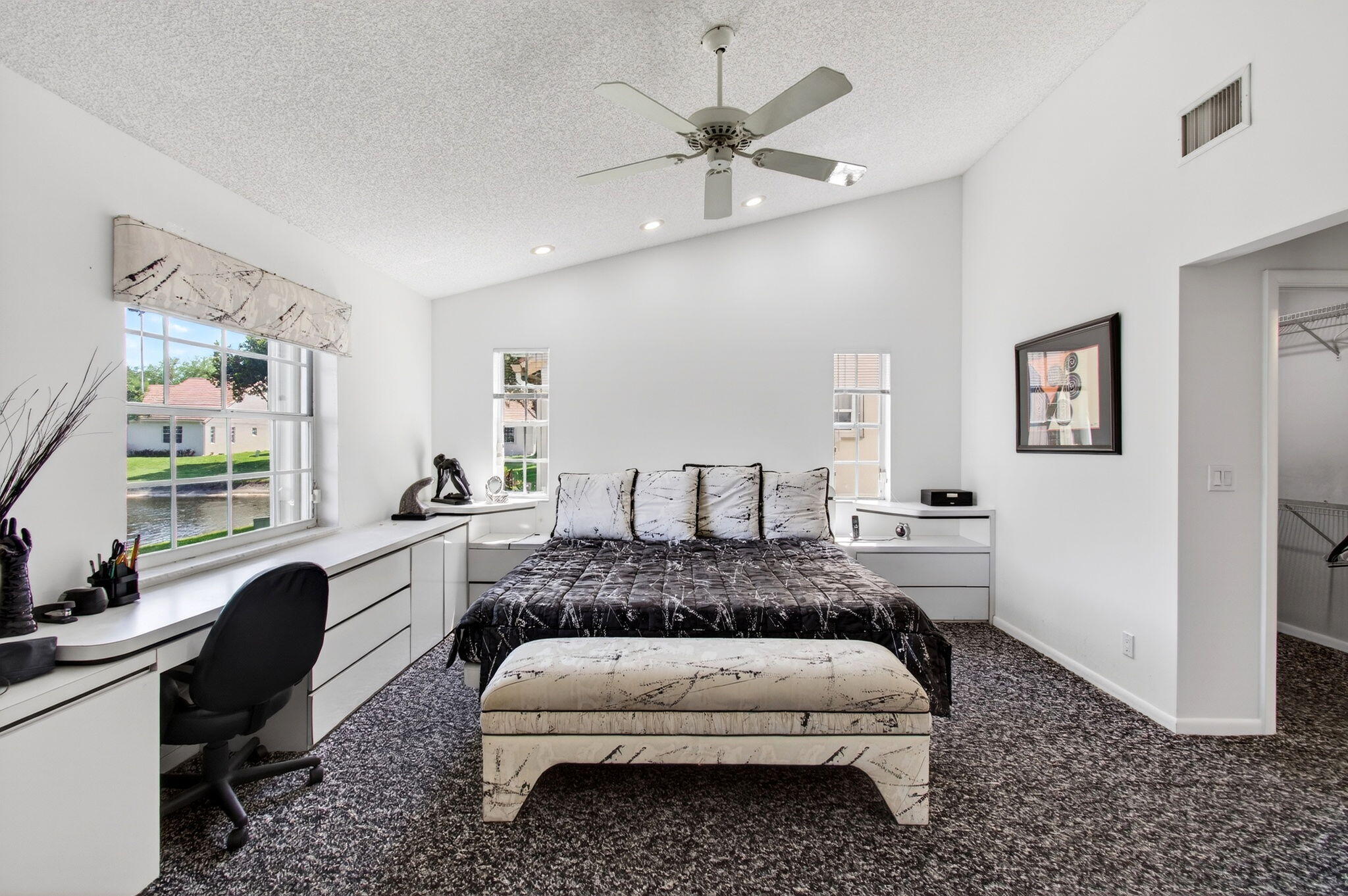 EMERALD POINTE 2 - Residential