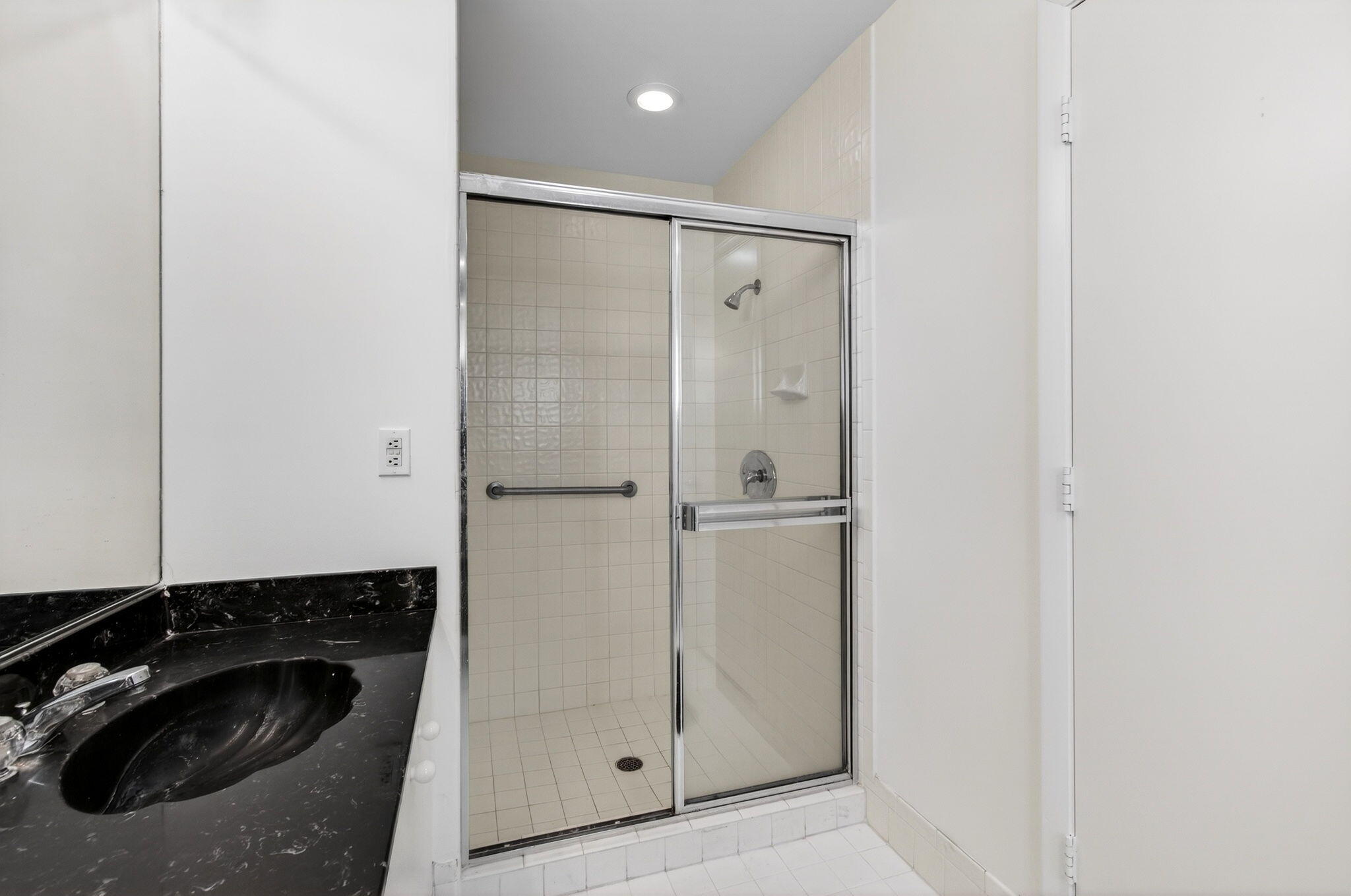 EMERALD POINTE 2 - Residential