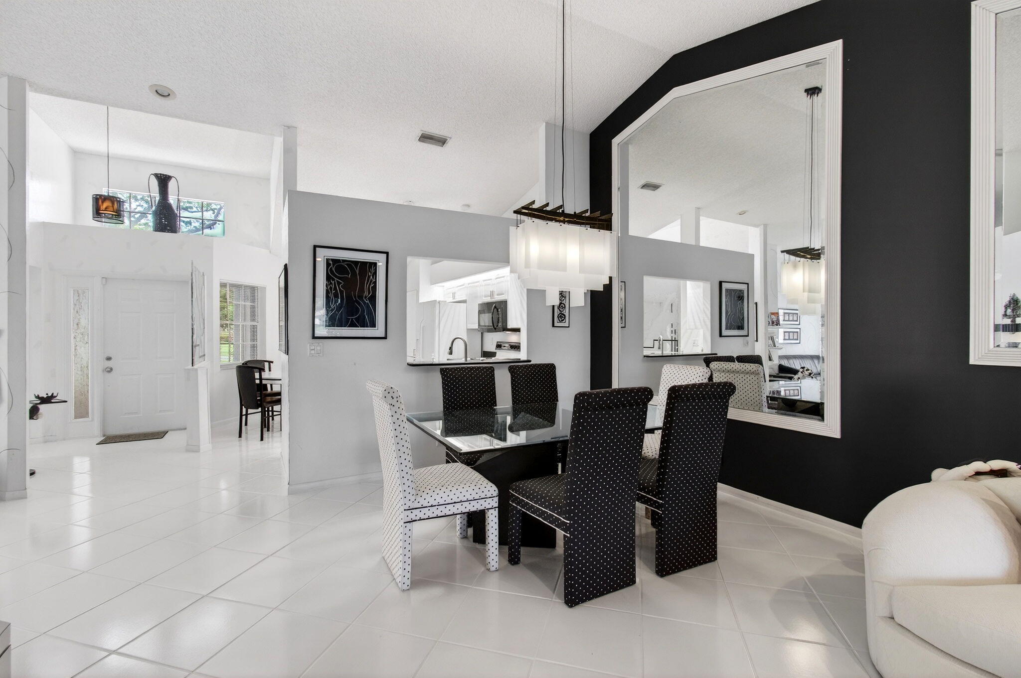 EMERALD POINTE 2 - Residential