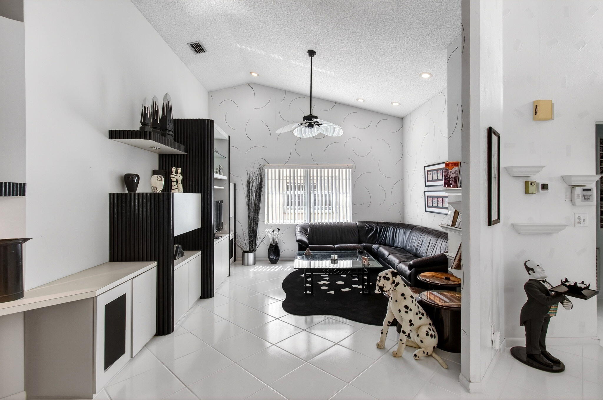 EMERALD POINTE 2 - Residential