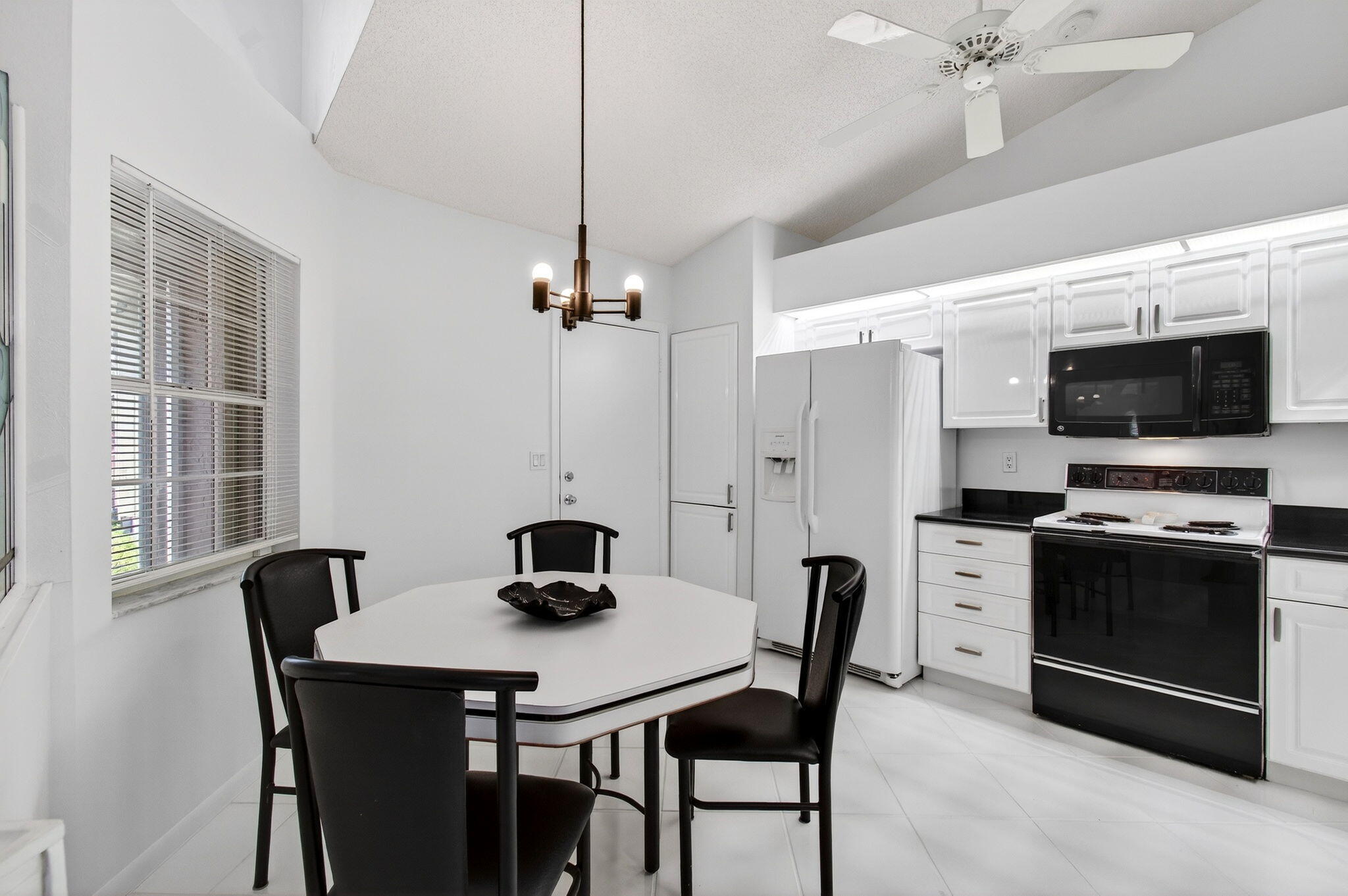 EMERALD POINTE 2 - Residential