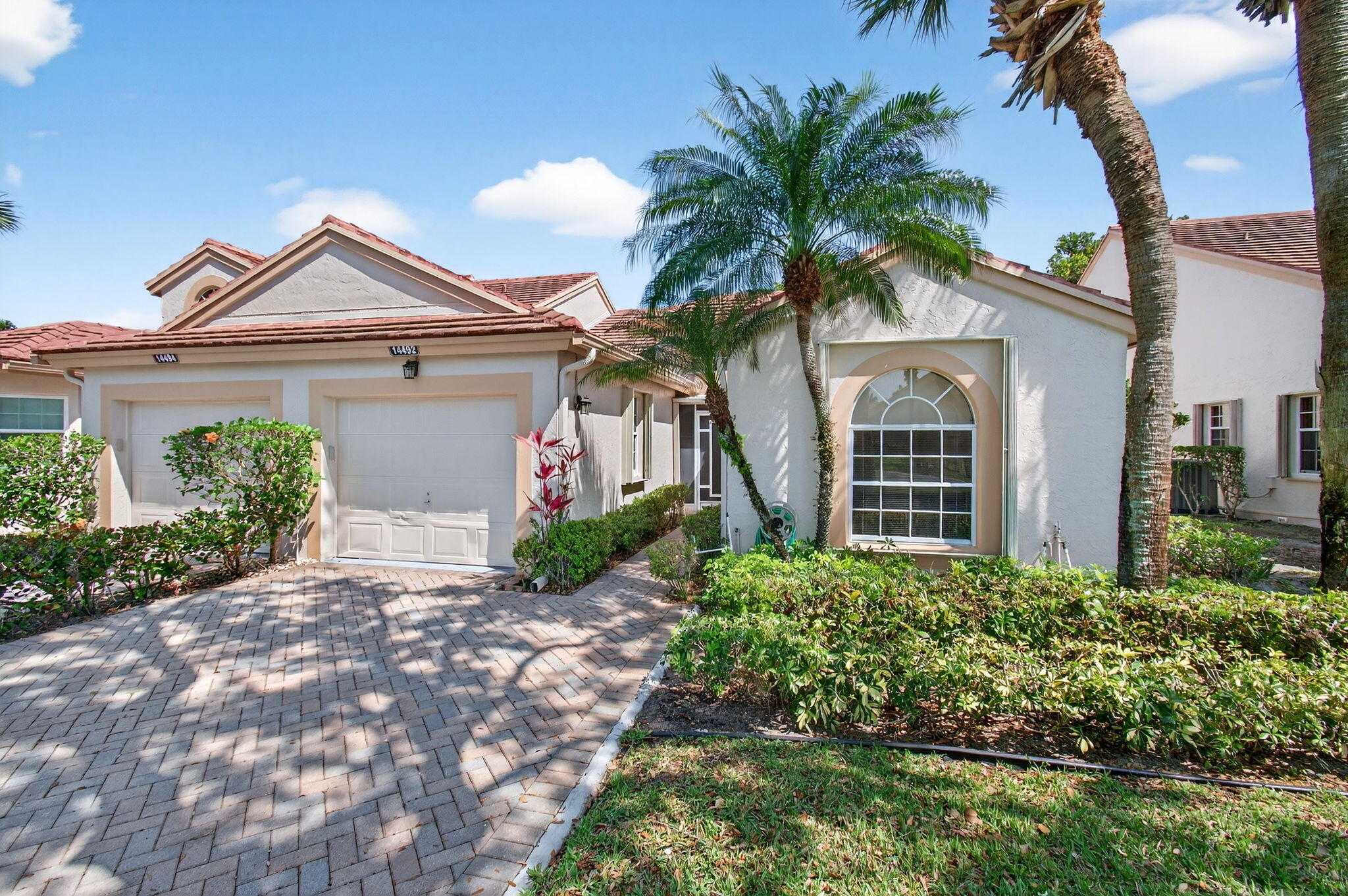 EMERALD POINTE 2 - Residential