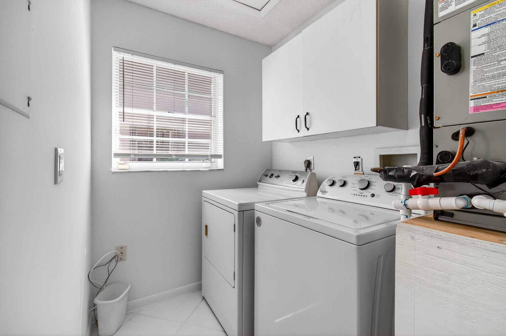 EMERALD POINTE 2 - Residential