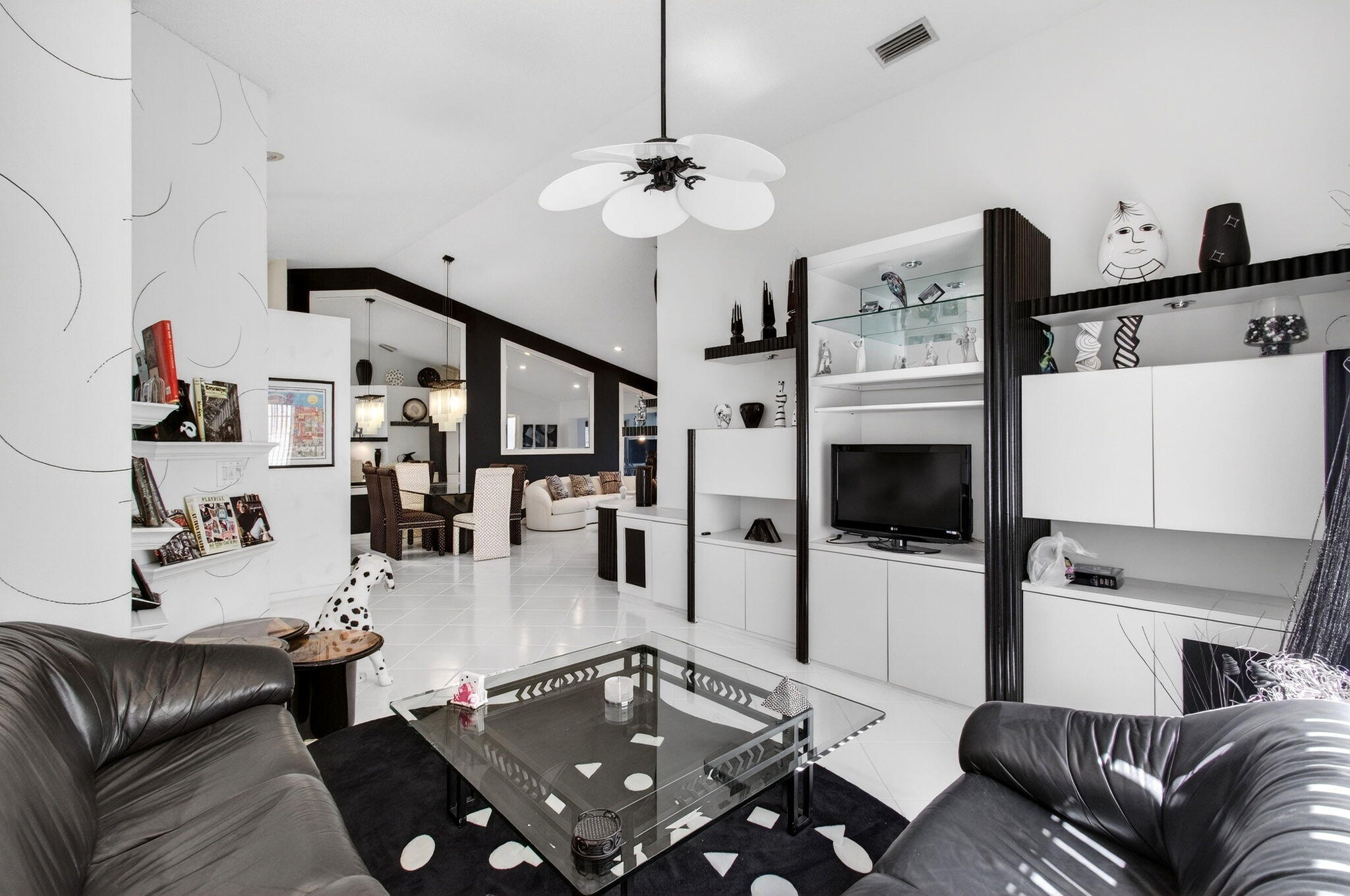 EMERALD POINTE 2 - Residential