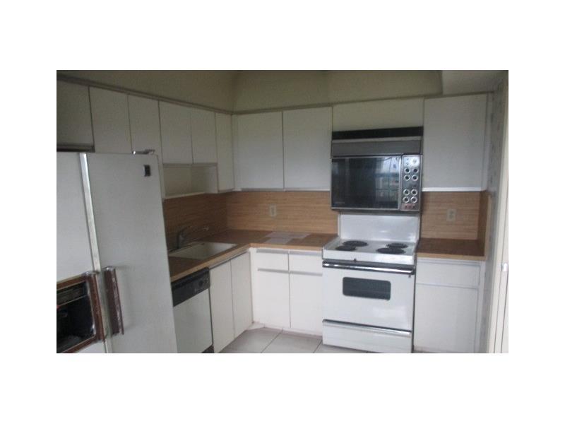 PALM AIREC APTS - Residential