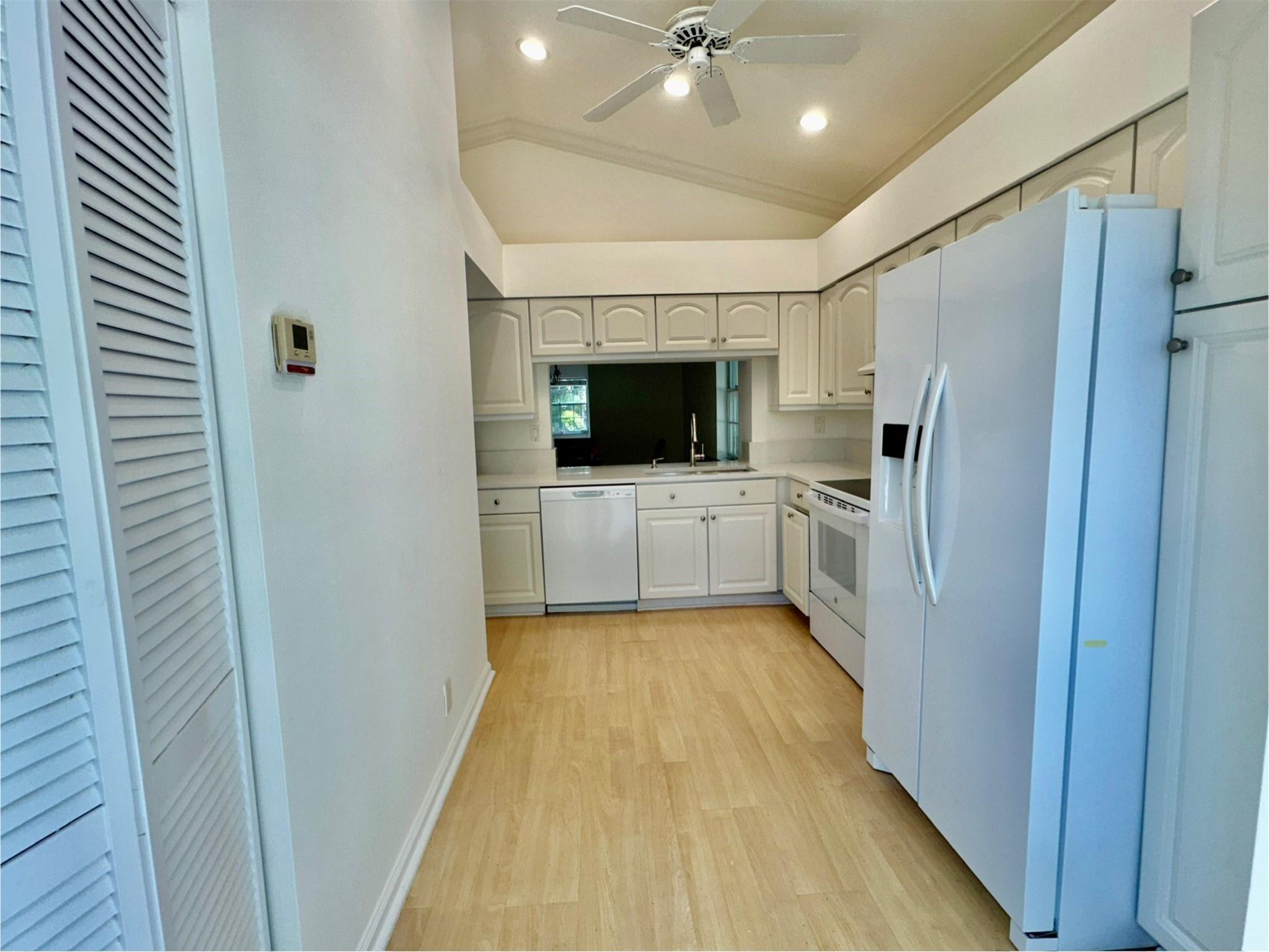 Carriage Houses 01 Condo - Residential Lease